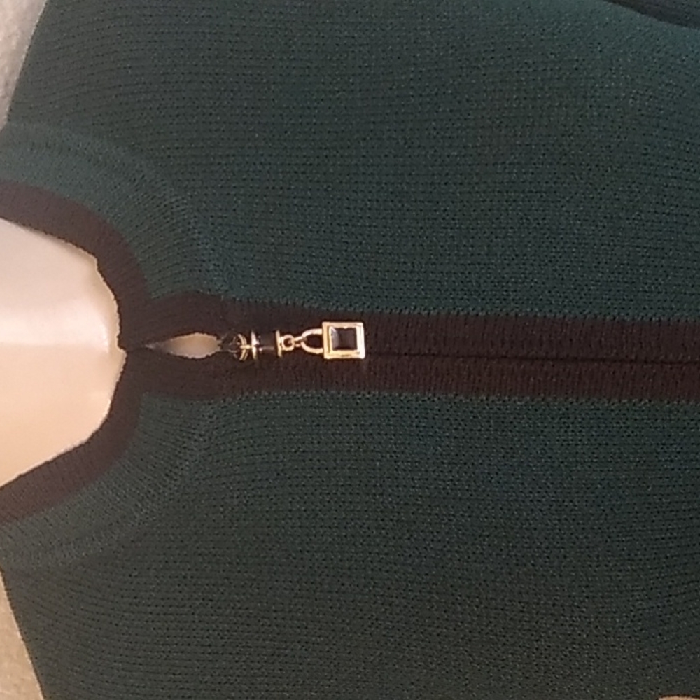 Blazer - Picture 2 of 4